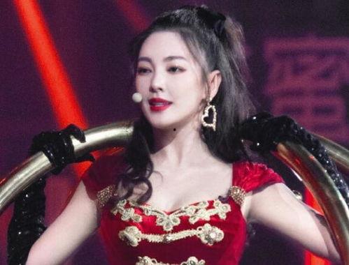姐姐们爆料李斯丹妮视频,姐姐们的爆料揭秘  第1张