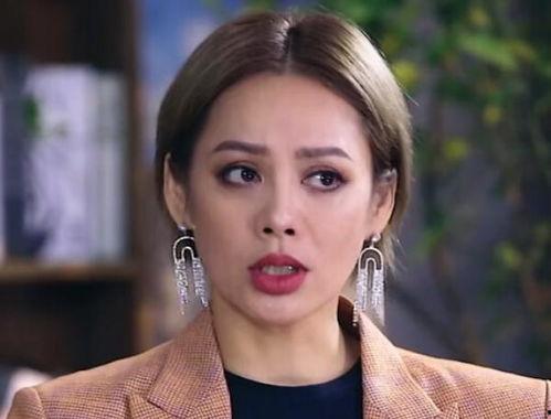 姐姐们爆料李斯丹妮视频,姐姐们的爆料揭秘  第2张
