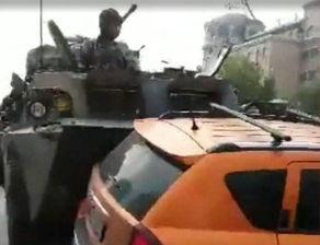 网友爆料军车视频,揭秘我国军事力量新动向 第3张 网友爆料军车视频,揭秘我国军事力量新动向 第3张