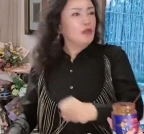 张兰阿姨爆料视频大全,揭秘背后惊人真相 第2张 张兰阿姨爆料视频大全,揭秘背后惊人真相 第2张