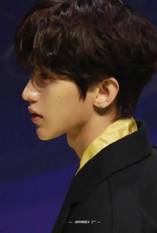 娱乐圈吃瓜全集pdf蔡徐坤,娱乐圈风云人物背后的故事  第3张