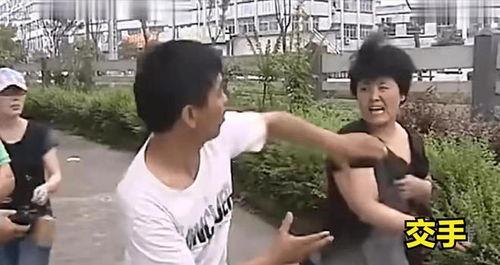 大妈当街爆料视频,揭秘惊人内幕！  第2张
