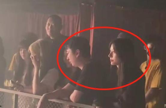 22年网红吃瓜事件视频,盘点那些引发热议的瞬间  第3张