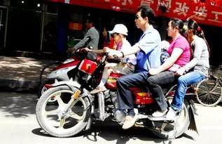 摩托车超载爆料视频大全,惊险瞬间曝光视频大盘点 第2张 摩托车超载爆料视频大全,惊险瞬间曝光视频大盘点 第2张